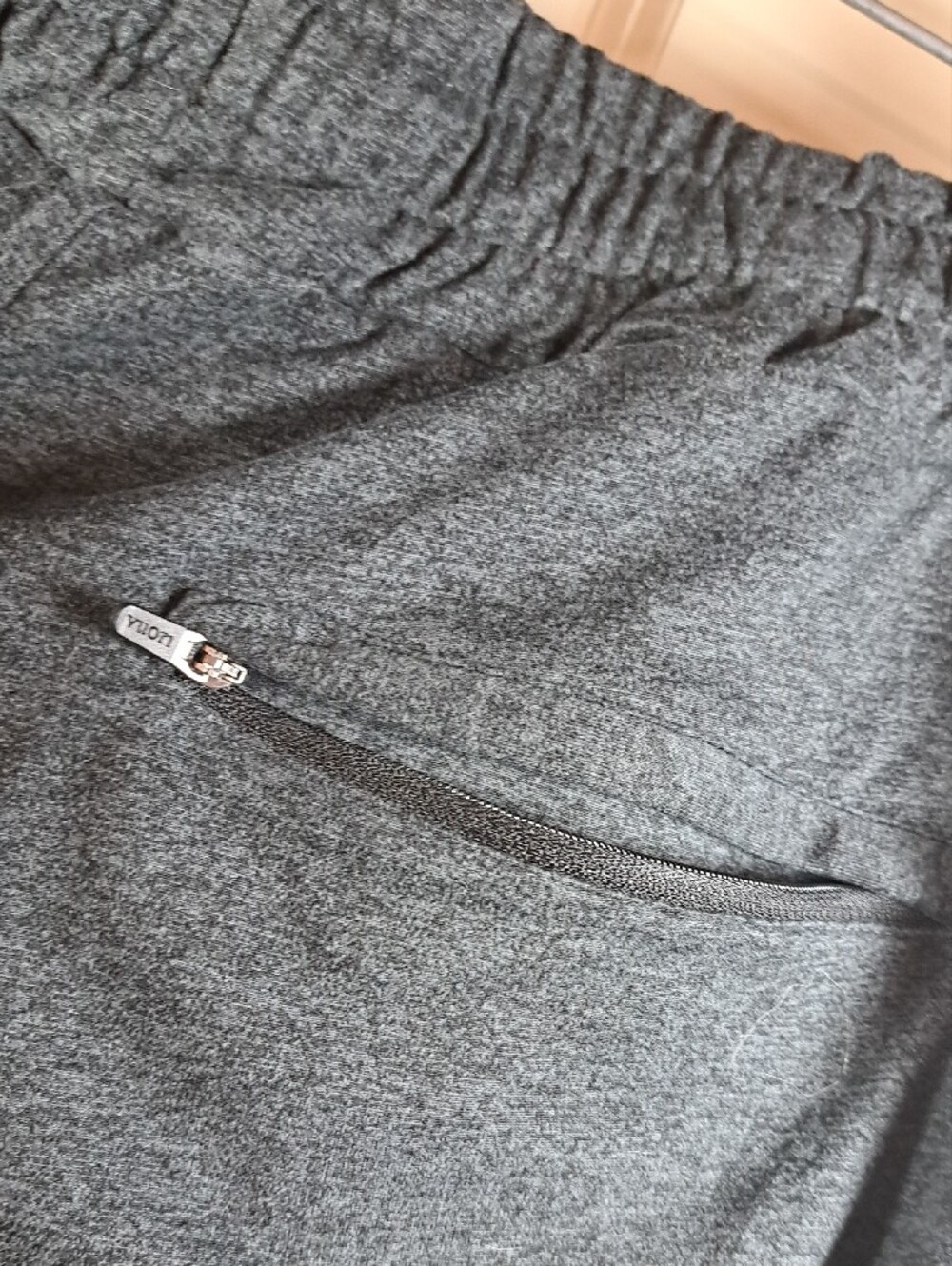 Vuori Charcoal Gray Men’s Performance Joggers - Picture 8 of 9